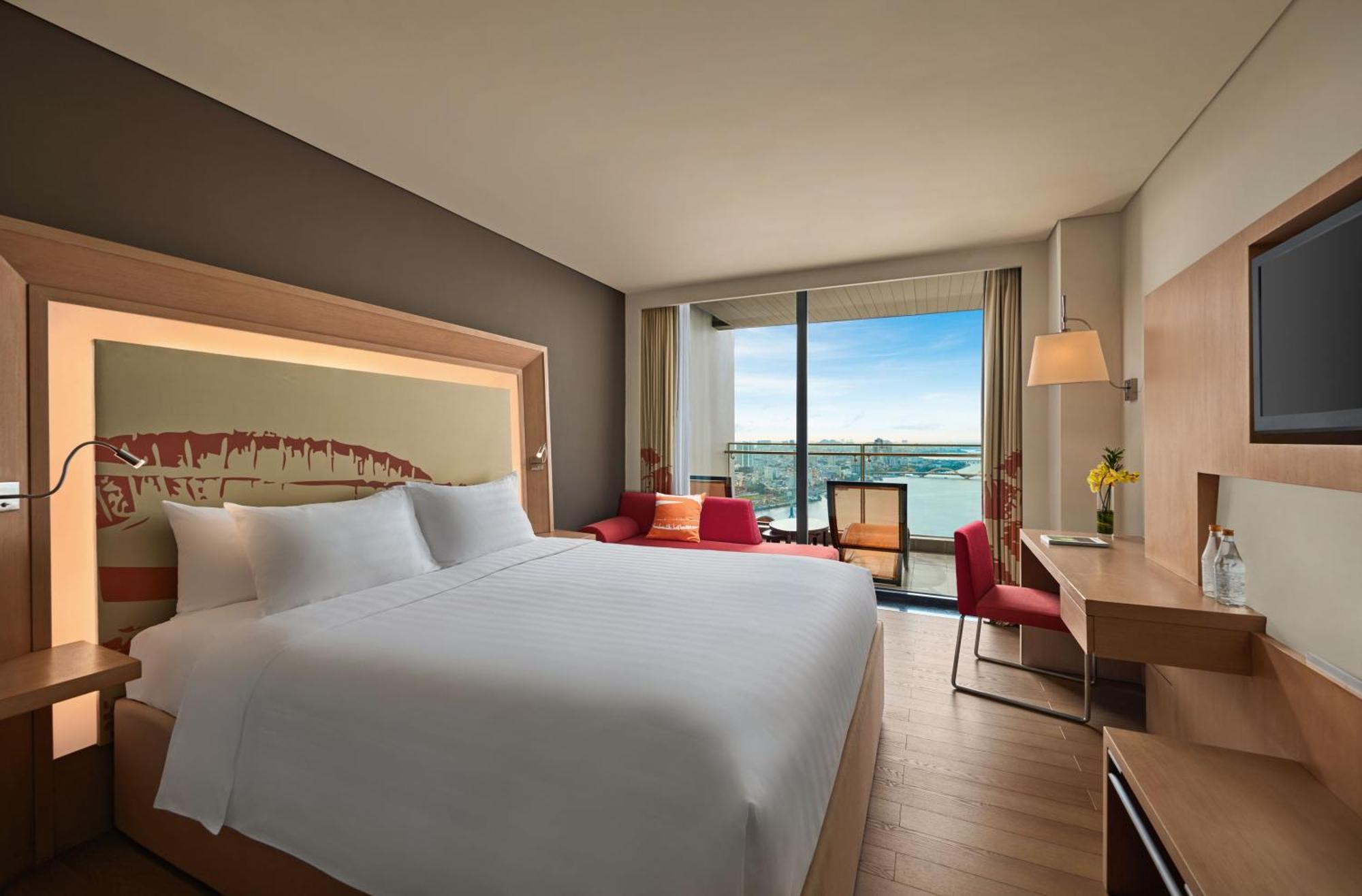 Novotel Danang Premier Han River Екстериор снимка